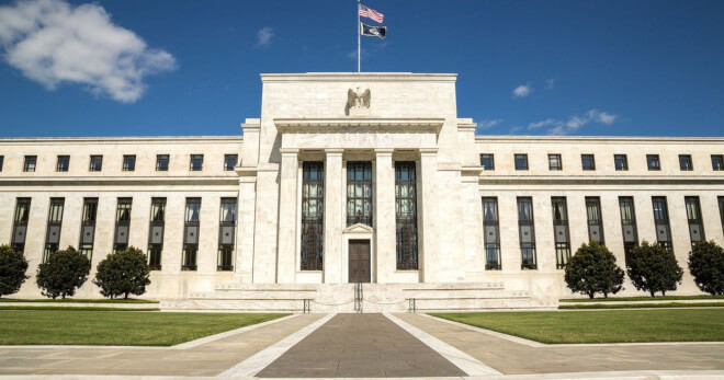 Tin thị trường chứng khoán: Fed chuẩn bị cho Nasdaq “ăn hành”?
